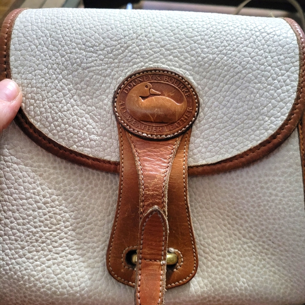 BLACK FRIDAY DEAL Dooney & Bourke Vintage Purse